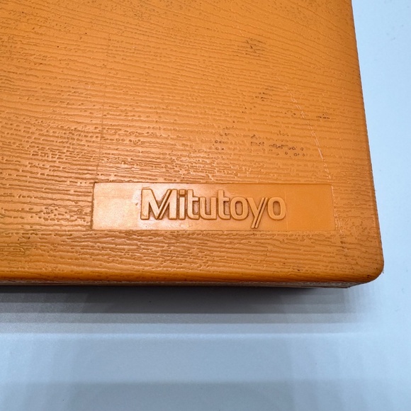 Mitutoyo 129-127 Depth Micrometer DMC 2.5 - 4 in orange hard case w/ foam insert - Picture 9 of 11